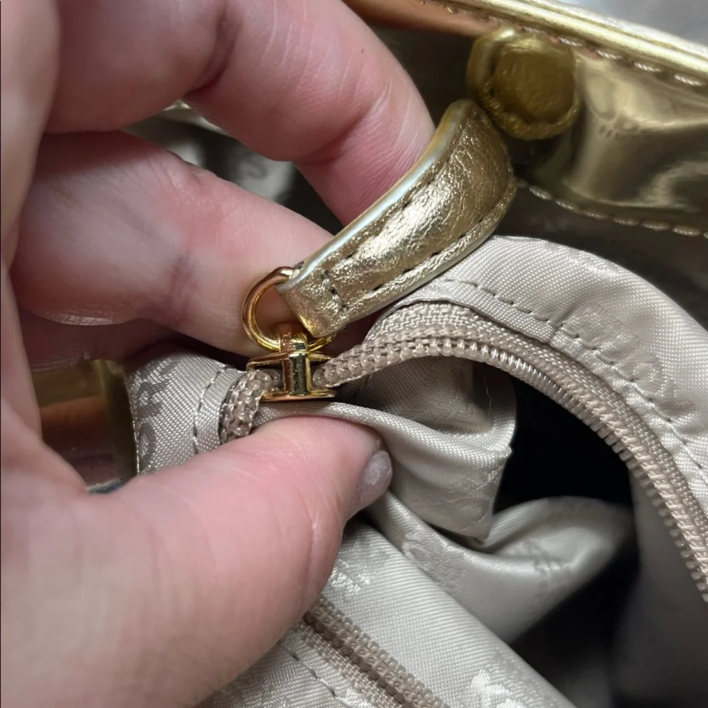 9865 Michael Kors Metallic Gold Patent Tote with Chain Handles 257499865 - Picture 8 of 14